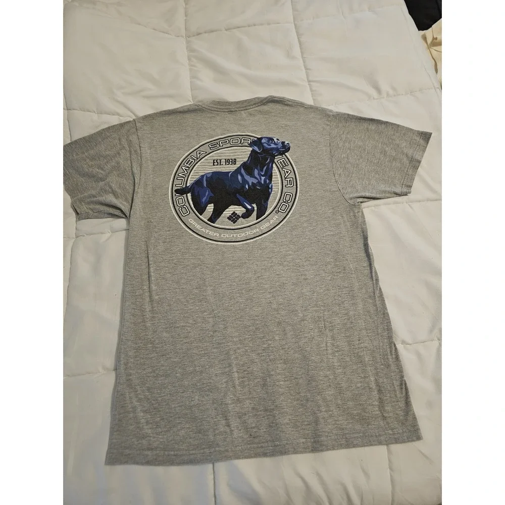 Columbia Mens Medium Gray Short Sleeve T-Shirt‎ Dog Graphic Outdoor